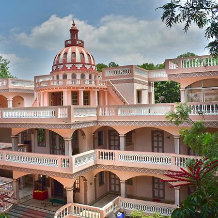 Jains Royal Palace Resorts Yelagiri Eksteriør billede