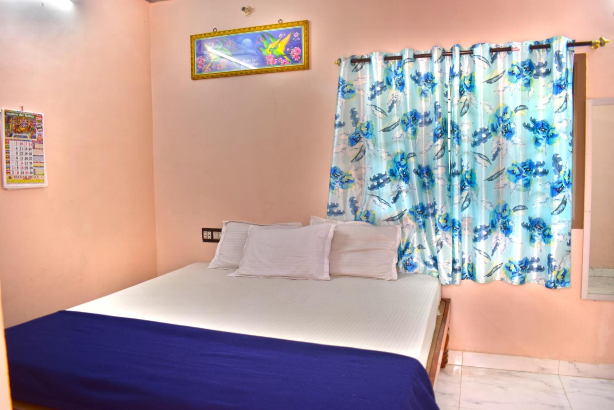 Jains Royal Palace Resorts Yelagiri Eksteriør billede