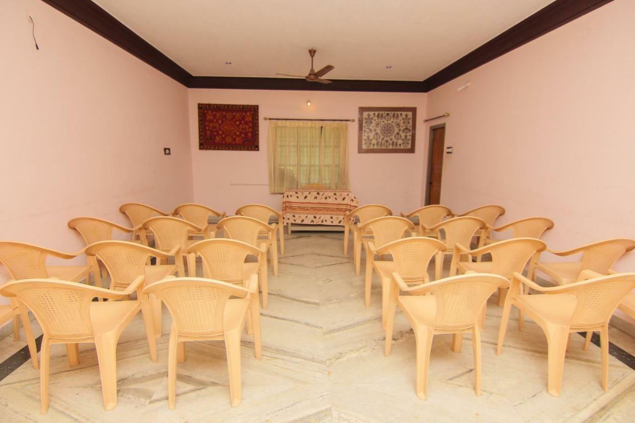 Jains Royal Palace Resorts Yelagiri Eksteriør billede